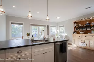 41 Bank St, Red Bank, NJ 07701 - Photo 9