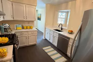 1021 Waters Edge Dr, Toms River Township, NJ 08753 - Photo 11