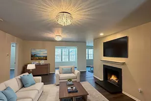 1021 Waters Edge Dr, Toms River Township, NJ 08753 - Photo 3