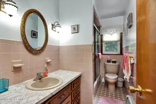 418 Atlantic Ave, Aberdeen Township, NJ 07747 - Photo 25