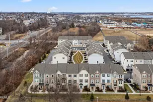 605 Bayside Ct, South Amboy, NJ 08879 - Photo 3