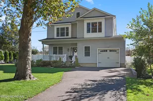 128 Peach St, Tinton Falls, NJ 07724 - Photo 3