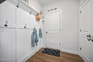 128 Peach St, Tinton Falls, NJ 07724 - Photo 27