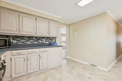 602 Walden Way, Whiting, NJ 08759 - Photo 9