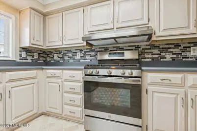 602 Walden Way, Whiting, NJ 08759 - Photo 11