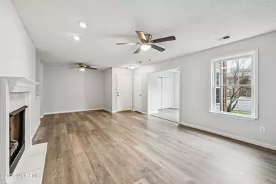 162 Frontier Way, Tinton Falls, NJ 07753 - Photo 7