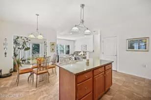 7 Salter Ct, Manalapan Township, NJ 07726 - Photo 11