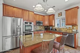 7 Salter Ct, Manalapan Township, NJ 07726 - Photo 7