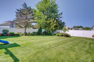 44 Kentucky Way, Freehold, NJ 07728 - Photo 47