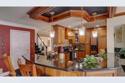 44 Kentucky Way, Freehold, NJ 07728 - Photo 17