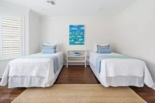 29 Pavilion Ave, Long Branch, NJ 07740 - Photo 15