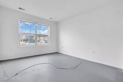 25 Des Moines Court, Tinton Falls, NJ 07712 - Photo 17