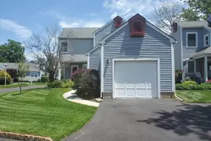 57 Turnberry Cir, Toms River Township, NJ 08753 - Photo 3