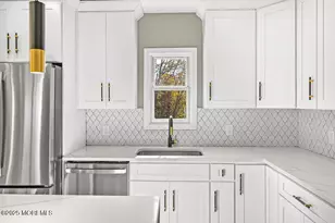 940 Grove Ave, Old Bridge Township, NJ 08857 - Photo 15