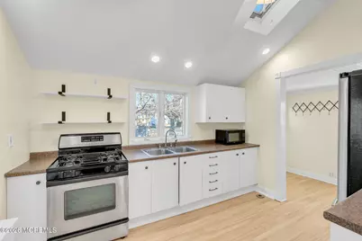 104 Bank Street, Red Bank, NJ 07701 - Photo 7