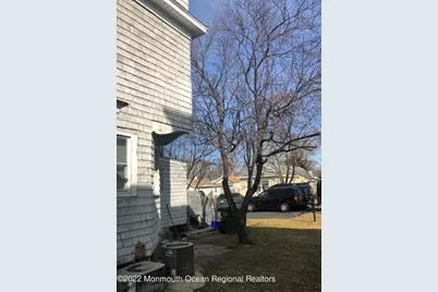 267 Roosevelt Avenue, Oakhurst, NJ 07755 - Photo 13