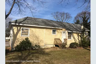 267 Roosevelt Avenue, Oakhurst, NJ 07755 - Photo 9