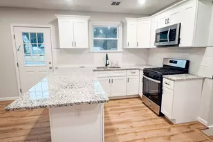 827 Rogers St, Lanoka Harbor, NJ 08734 - Photo 3