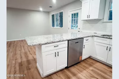 827 Rogers Street, Lanoka Harbor, NJ 08734 - Photo 7