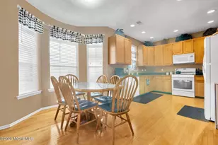 184 Lindsay Ln, Toms River Township, NJ 08755 - Photo 17