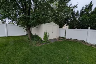 23 Orchard Dr, Old Bridge Township, NJ 08857 - Photo 33