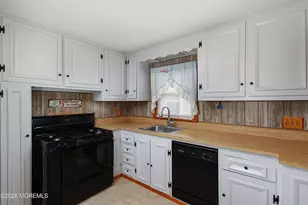 104 Therese Ave, Keyport, NJ 07735 - Photo 15