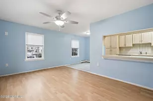 72 Fieldcrest Way, Hazlet Township, NJ 07730 - Photo 5