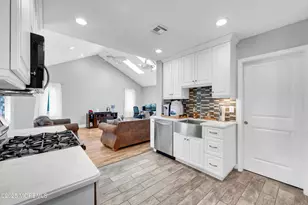 542 Princess Ct, Toms River Township, NJ 08753 - Photo 11