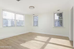 127 7th St, Hazlet Township, NJ 07734 - Photo 9