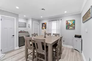 205C Madison Ln, Monroe Township, NJ 08831 - Photo 9