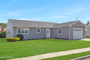 8 Mayaquez Ln, Toms River Township, NJ 08757 - Photo 5