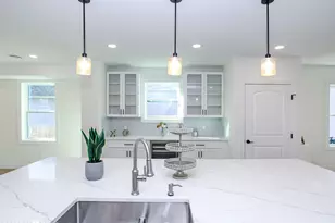 22 Marion St, Red Bank, NJ 07701 - Photo 17