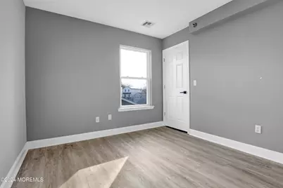 42 Jahn Street, Keansburg, NJ 07734 - Photo 17