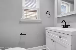 42 Jahn St, Keansburg, NJ 07734 - Photo 11