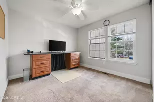 601 Bromelia Ct, Jackson, NJ 08527 - Photo 21