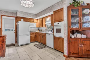 511 Robin Hood Rd, Brick, NJ 08724 - Photo 3