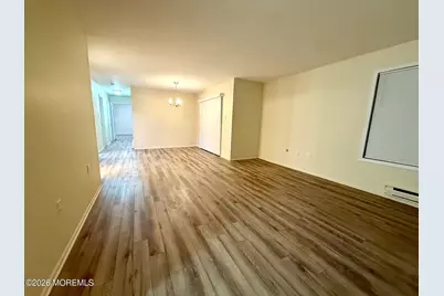 169 Amberly Drive #E, Manalapan Township, NJ 07726 - Photo 5