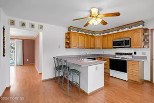 151 Magnolia Ln, Middletown, NJ 07748 - Photo 35