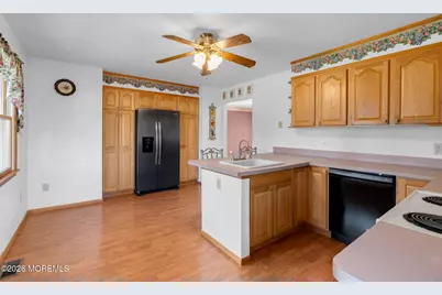 151 Magnolia Lane, Middletown, NJ 07748 - Photo 37