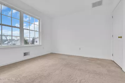 723 Woodland Avenue, Burlington City, NJ 08016 - Photo 33