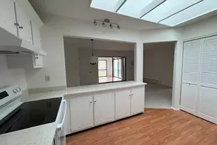 15 Lexington Ct, Red Bank, NJ 07701 - Photo 3