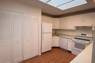 15 Lexington Ct, Red Bank, NJ 07701 - Photo 19