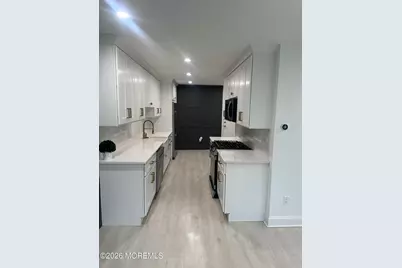 225 Longwood Drive #22-5, Manalapan Township, NJ 07726 - Photo 1