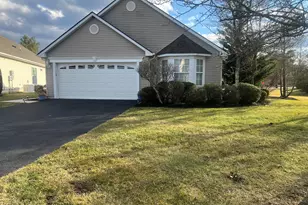 8 Skyline Dr, Lakewood, NJ 08701 - Photo 7