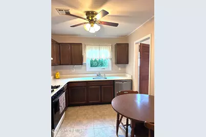 97 Selkirk Avenue, Toms River Township, NJ 08757 - Photo 11