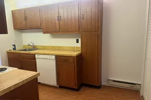 166 Cross Slope Ct, Manalapan Township, NJ 07726 - Photo 3