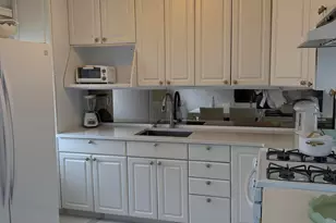 35 Sternberger Ave, Long Branch, NJ 07740 - Photo 9