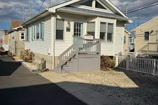 120 W Chadwick Way, Lavallette, NJ 08735 - Photo 1