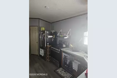 62 Bayshore Mobile Mnr, Hazlet Township, NJ 07730 - Photo 17