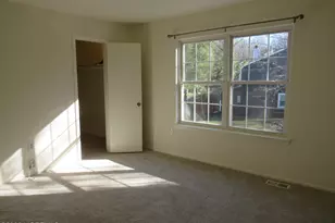 32 Lafayette Ct, North Brunswick Township, NJ 08902 - Photo 13